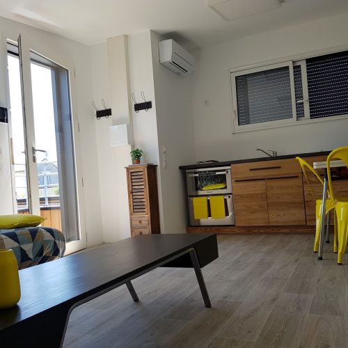 appartement-airbnb-angers-etage-yellow-sun-appartement20180803_123531