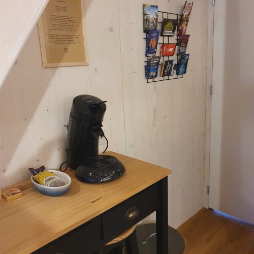 appartement-airbnb-angers-tiny-house-1-atypique-20210721_215758