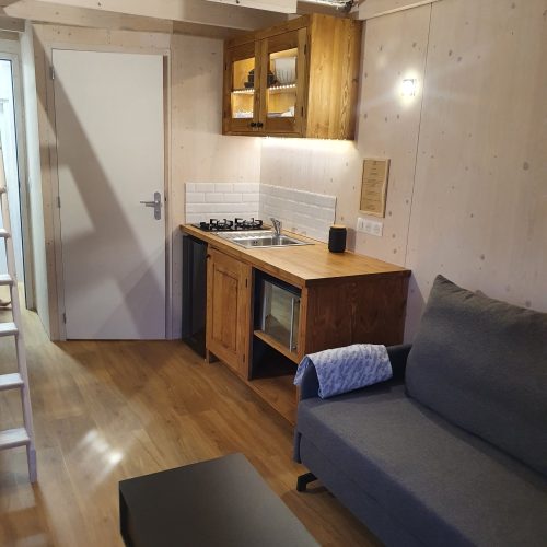 appartement-airbnb-angers-tiny-house-1-atypique-20210721_220134